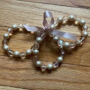 Fun stacked brackets.